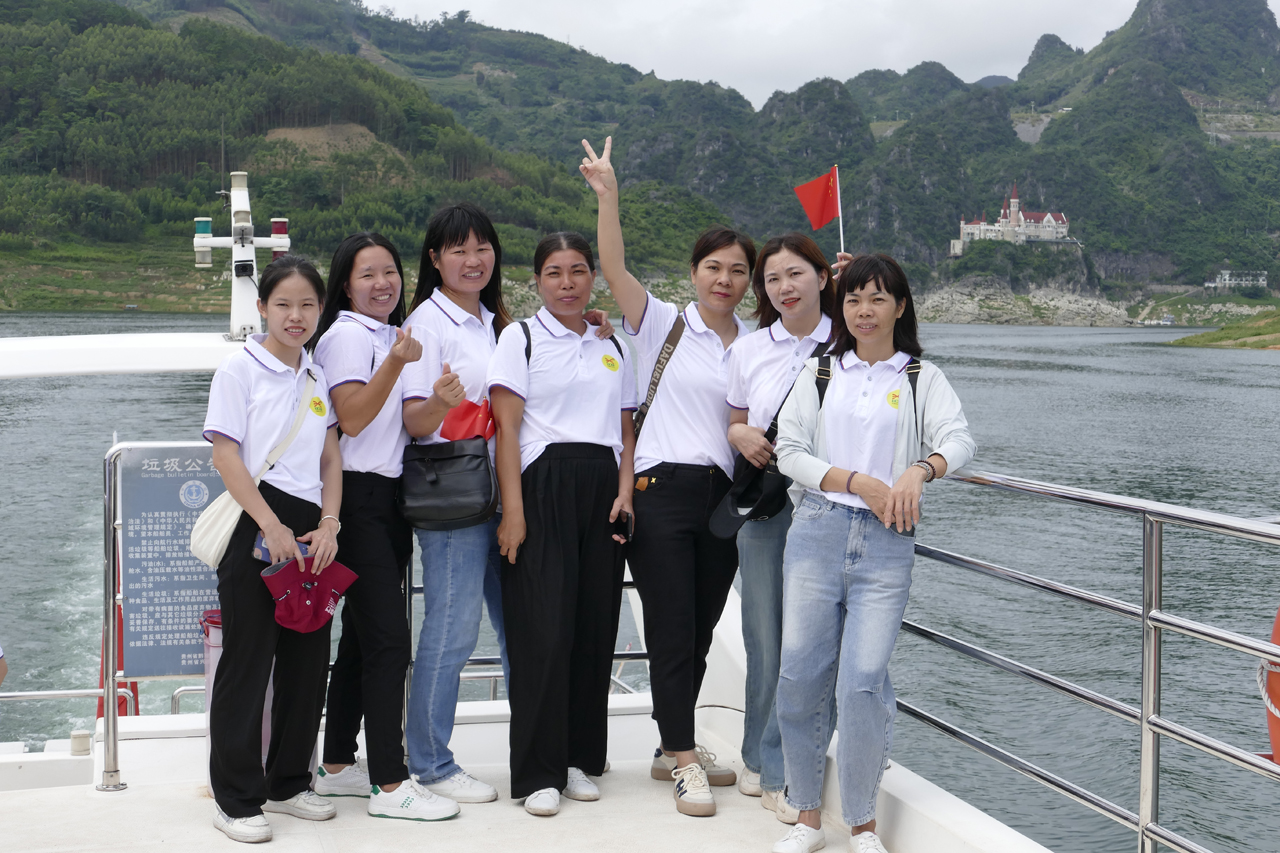 08 確認(rèn)過(guò)眼神，都是會(huì)玩的美女