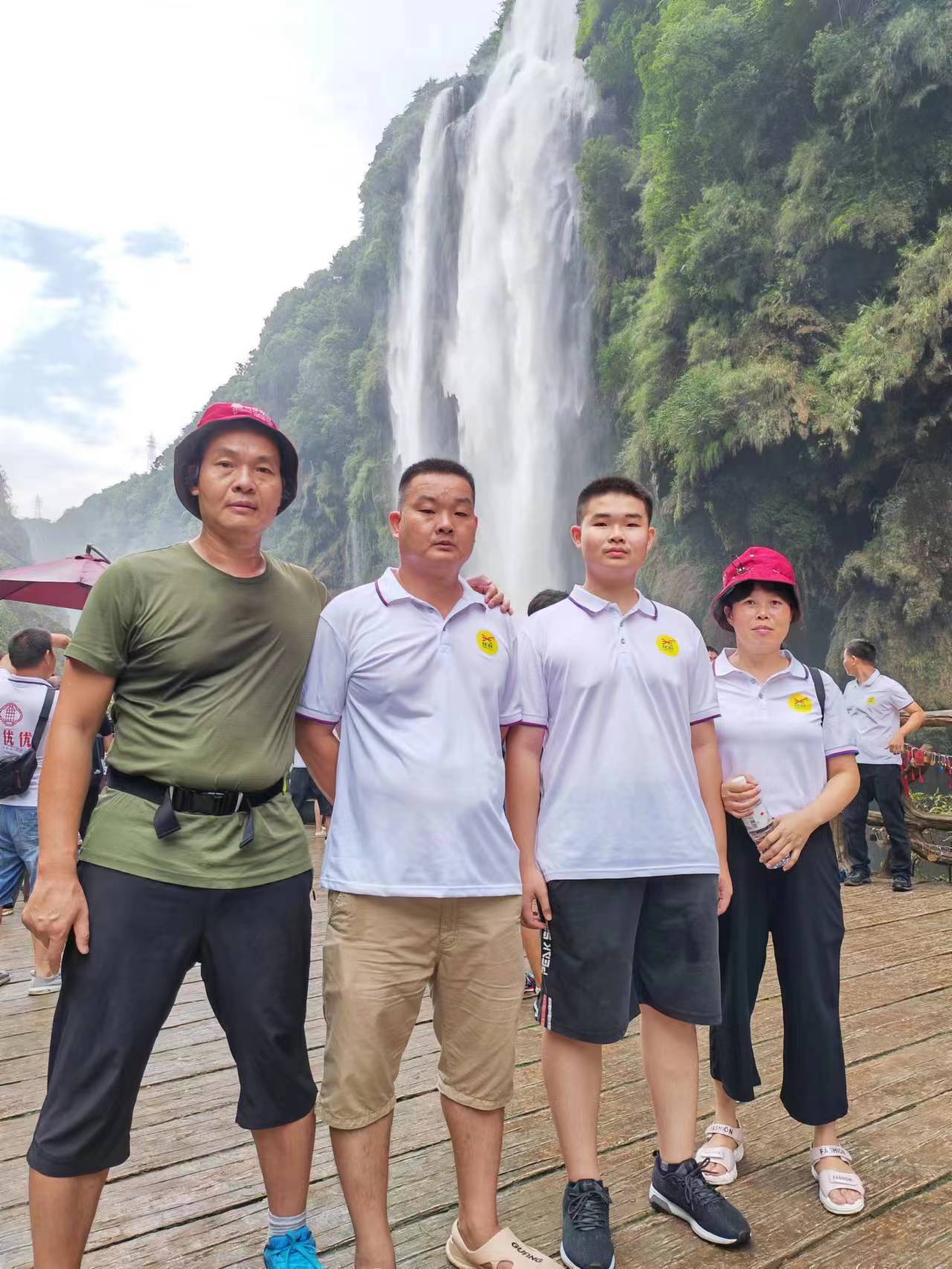 11 與美景相約，與家人同行