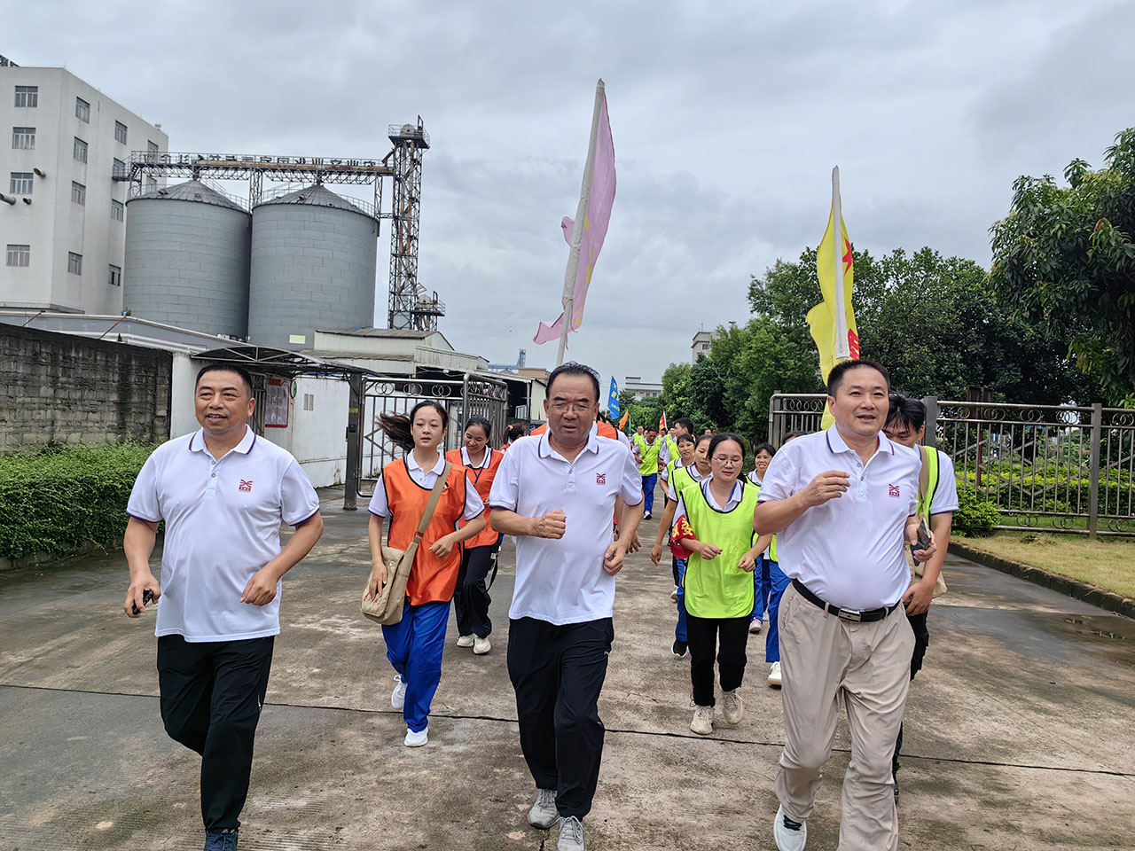 26 公司領(lǐng)導(dǎo)帶隊3公里跑步